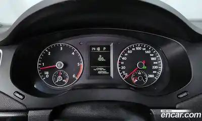 Volkswagen Jetta 2014 1.6 Автомат в Москве № 277829, миниатюра 6