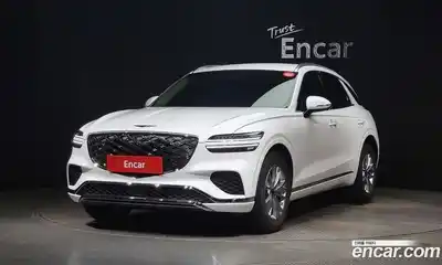 Genesis GV70, 2025