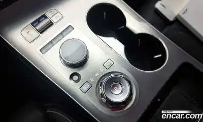 Genesis GV70 2025 2.5 Автомат в Москве № 27848, миниатюра 9