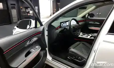 Genesis GV70 2025 2.5 Автомат в Москве № 27848, миниатюра 10
