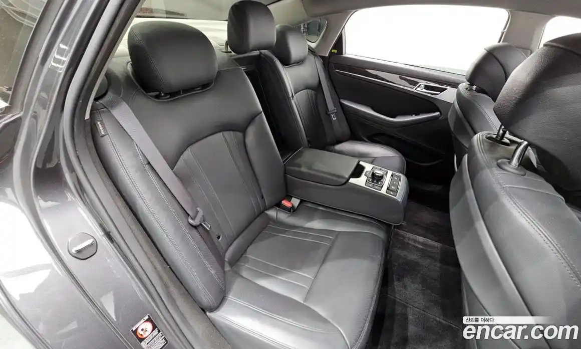Genesis G80 2017 3.3 Автомат в Москве № 27887, фото 16