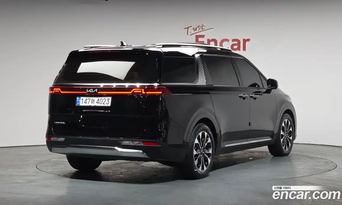 Kia Canival 2023 2.2 Автомат в Москве № 287116, фото 14