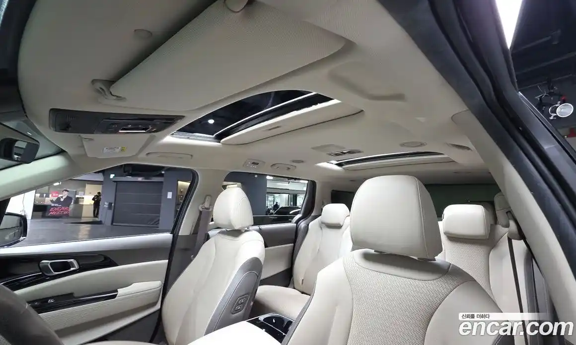 Kia Canival 2023 2.2 Автомат в Москве № 287116, фото 15