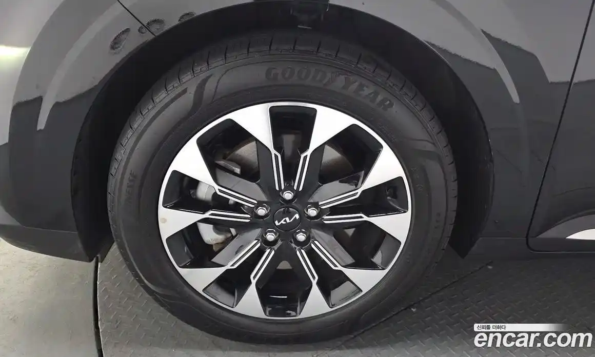 Kia Canival 2023 2.2 Автомат в Москве № 287116, фото 20