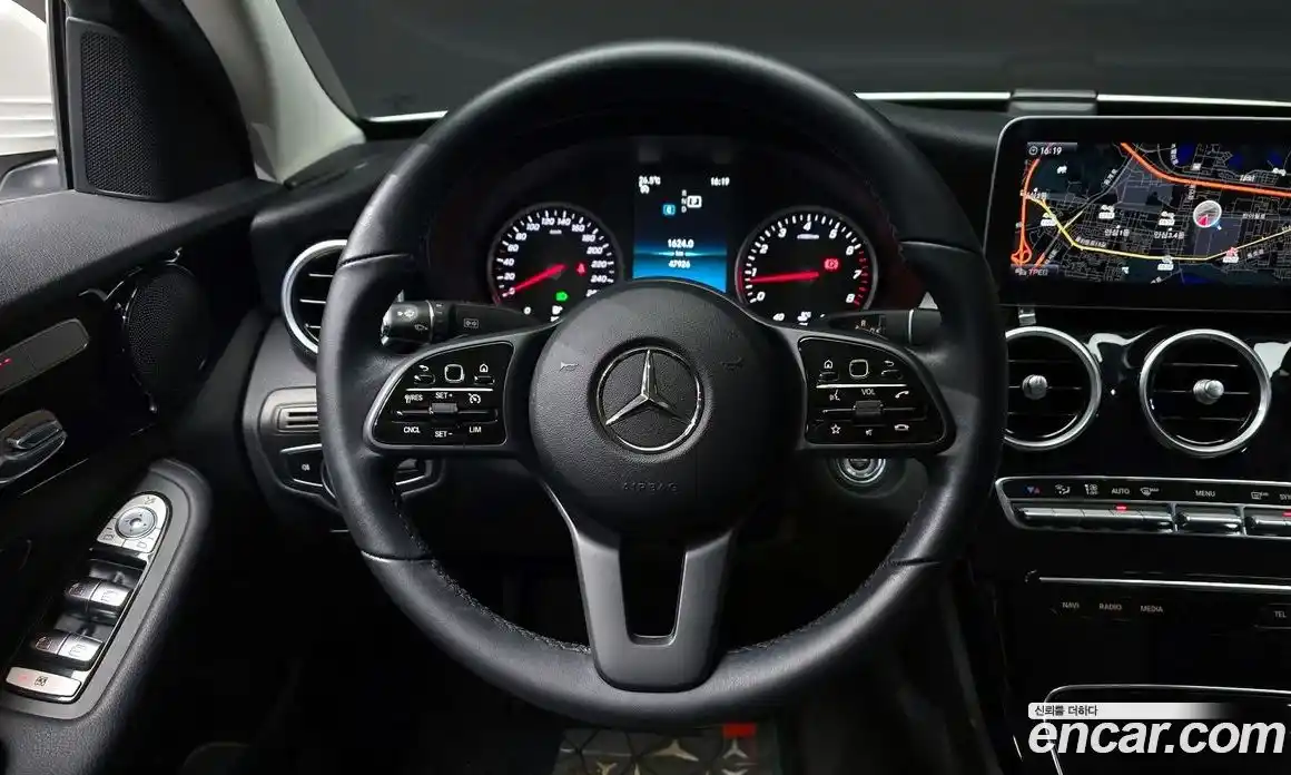 Mercedes-Benz C-Class 2019 2.0 Автомат в Москве № 289441, фото 11