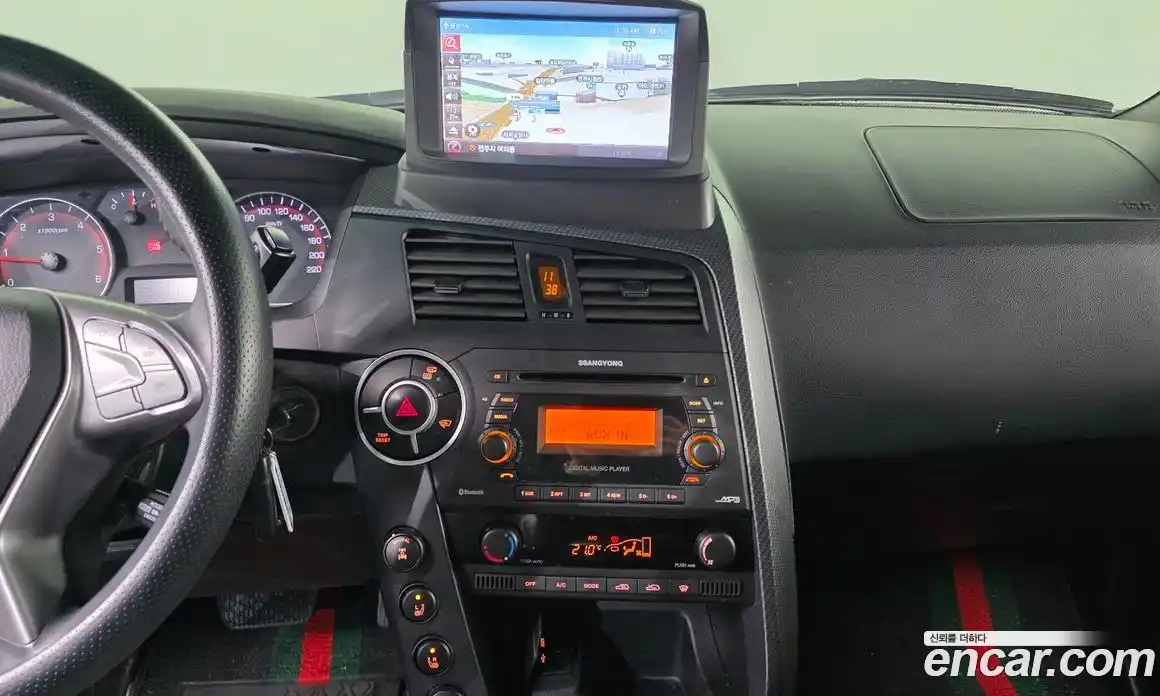 SsangYong Korando 2015 2.0 Автомат в Москве № 30637, фото 16