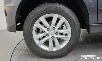 SsangYong Korando 2015 2.0 Автомат в Москве № 30637, миниатюра 3