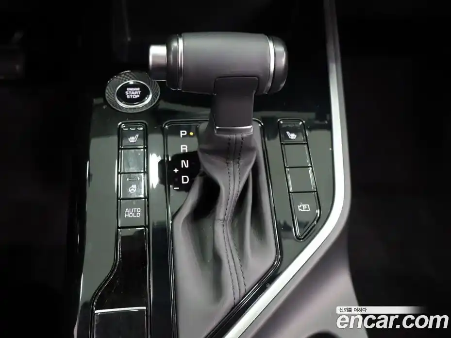 Kia Niro 2025 1.6 Автомат в Москве № 306445, фото 13