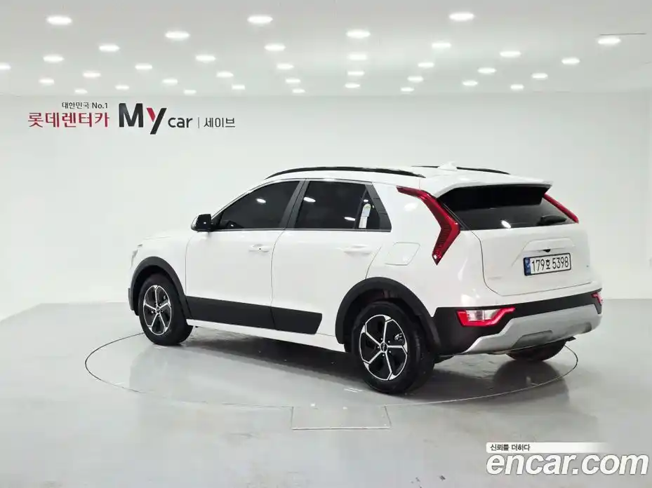 Kia Niro 2025 1.6 Автомат в Москве № 306445, фото 3