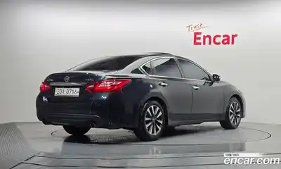 Nissan Altima 2017 2.5 Автомат в Москве № 310343, миниатюра 2