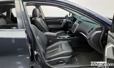 Nissan Altima 2017 2.5 Автомат в Москве № 310343, миниатюра 10