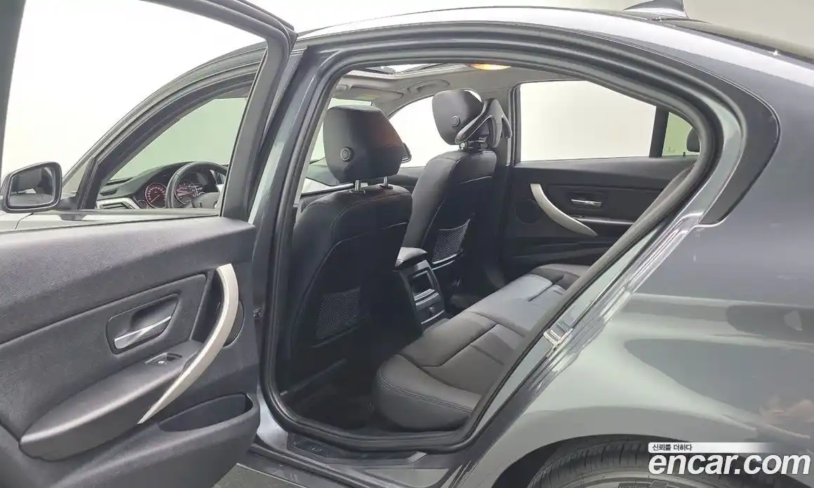 BMW 3-Series 2014 2.0 Автомат в Москве № 320785, фото 14