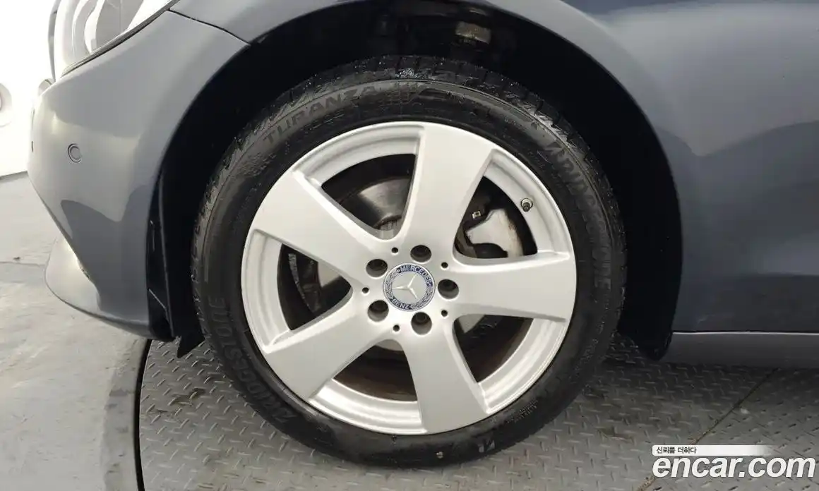 Mercedes-Benz C-Class 2016 1.6 Автомат в Москве № 324906, фото 13