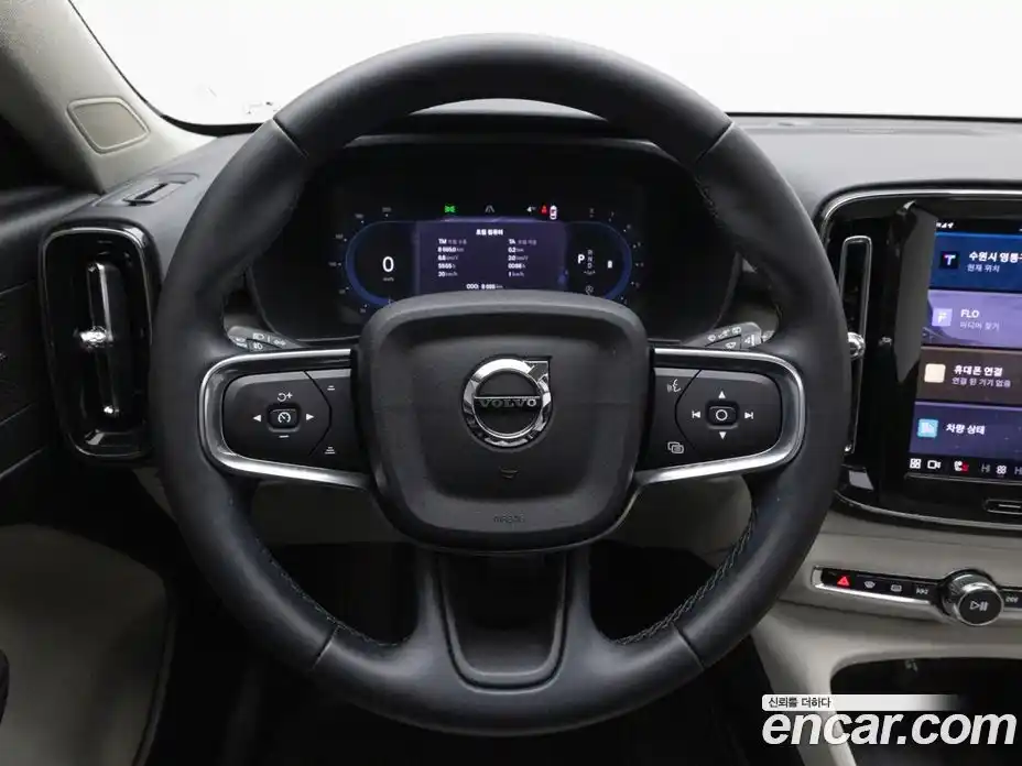 Volvo XC40 2025 2.0 Автомат в Москве № 326233, фото 11