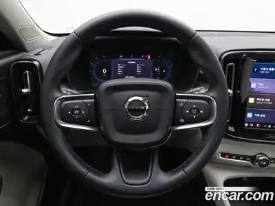 Volvo XC40 2025 2.0 Автомат в Москве № 326233, миниатюра 11