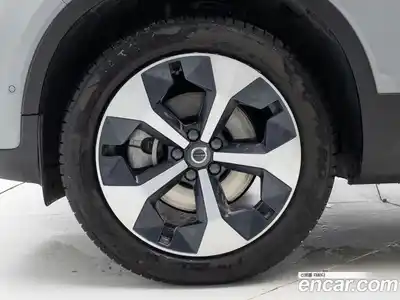 Volvo XC40 2025 2.0 Автомат в Москве № 326233, миниатюра 5