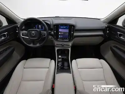 Volvo XC40 2025 2.0 Автомат в Москве № 326233, миниатюра 7