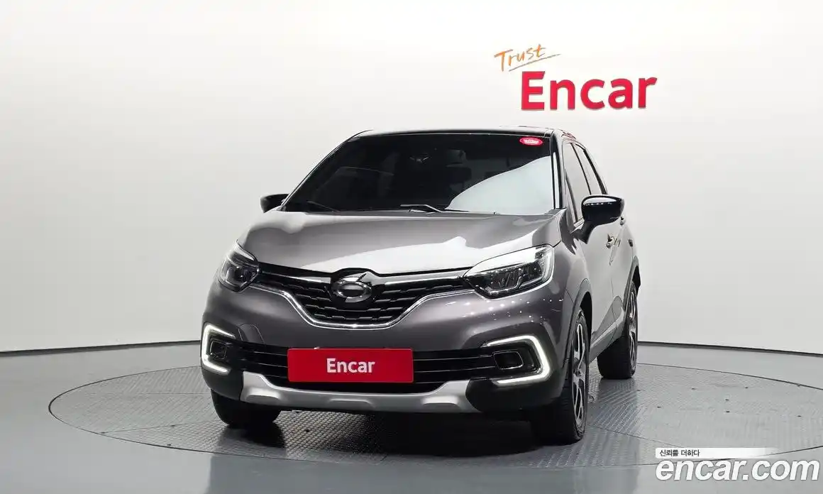 Renault QM3 2018 1.5 Автомат в Москве № 328698, фото 1