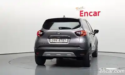 Renault QM3 2018 1.5 Автомат в Москве № 328698, миниатюра 2