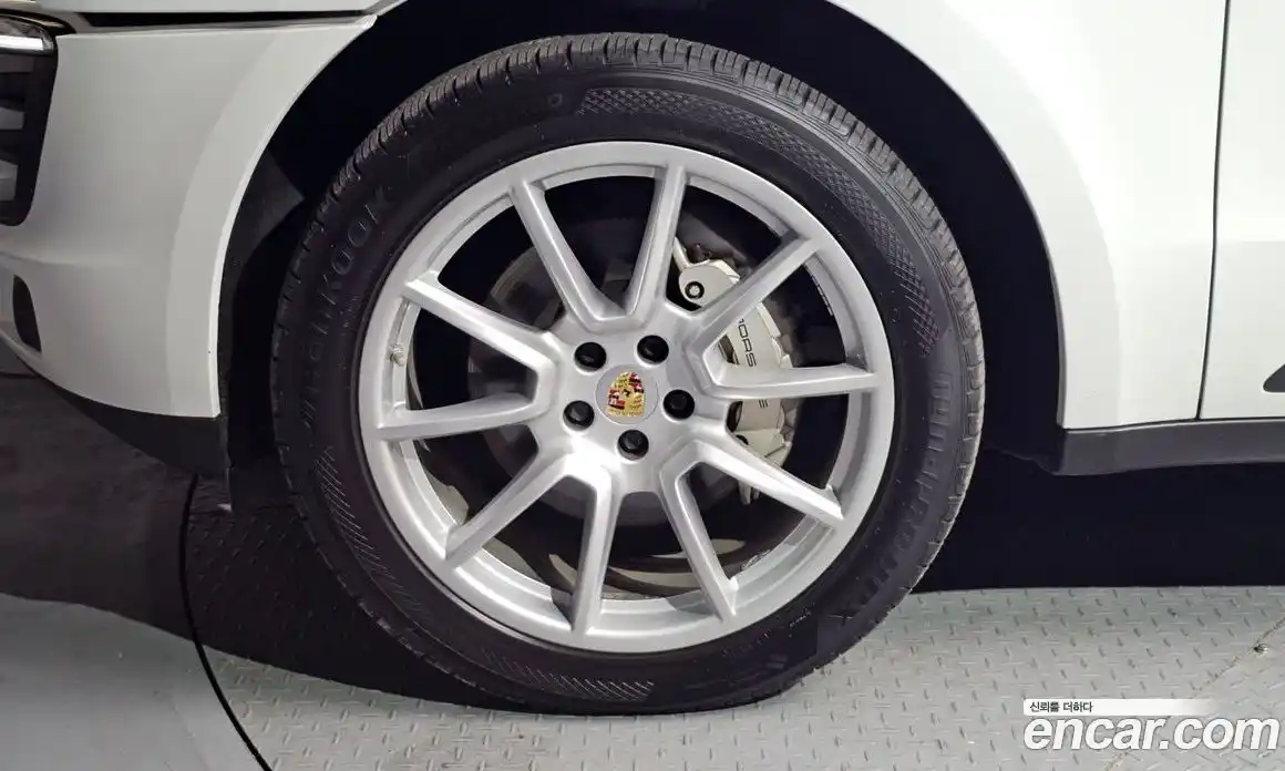 Porsche Macan 2017 3.0 Автомат в Москве № 331878, фото 13