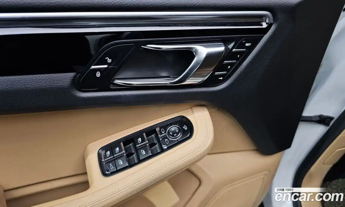 Porsche Macan 2017 3.0 Автомат в Москве № 331878, фото 17