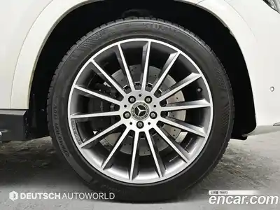 Mercedes-Benz GLE-Class 2023 3.0 Автомат в Москве № 338907, миниатюра 6