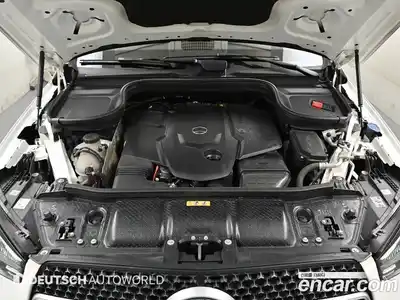 Mercedes-Benz GLE-Class 2023 3.0 Автомат в Москве № 338907, миниатюра 7