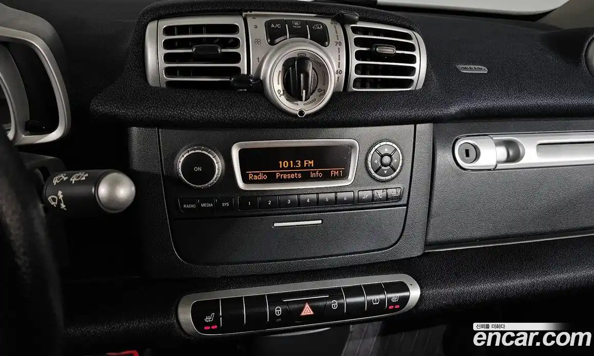 Smart Fortwo 2014 1.0 Автомат в Москве № 361153, фото 14