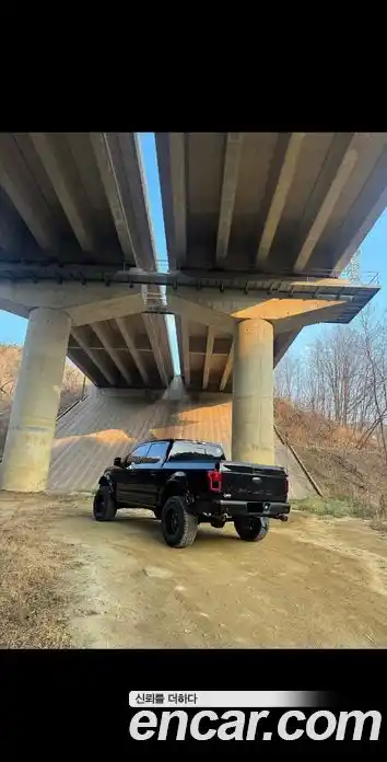 Ford F150 2018 5.0 Автомат в Москве № 363218, миниатюра 3