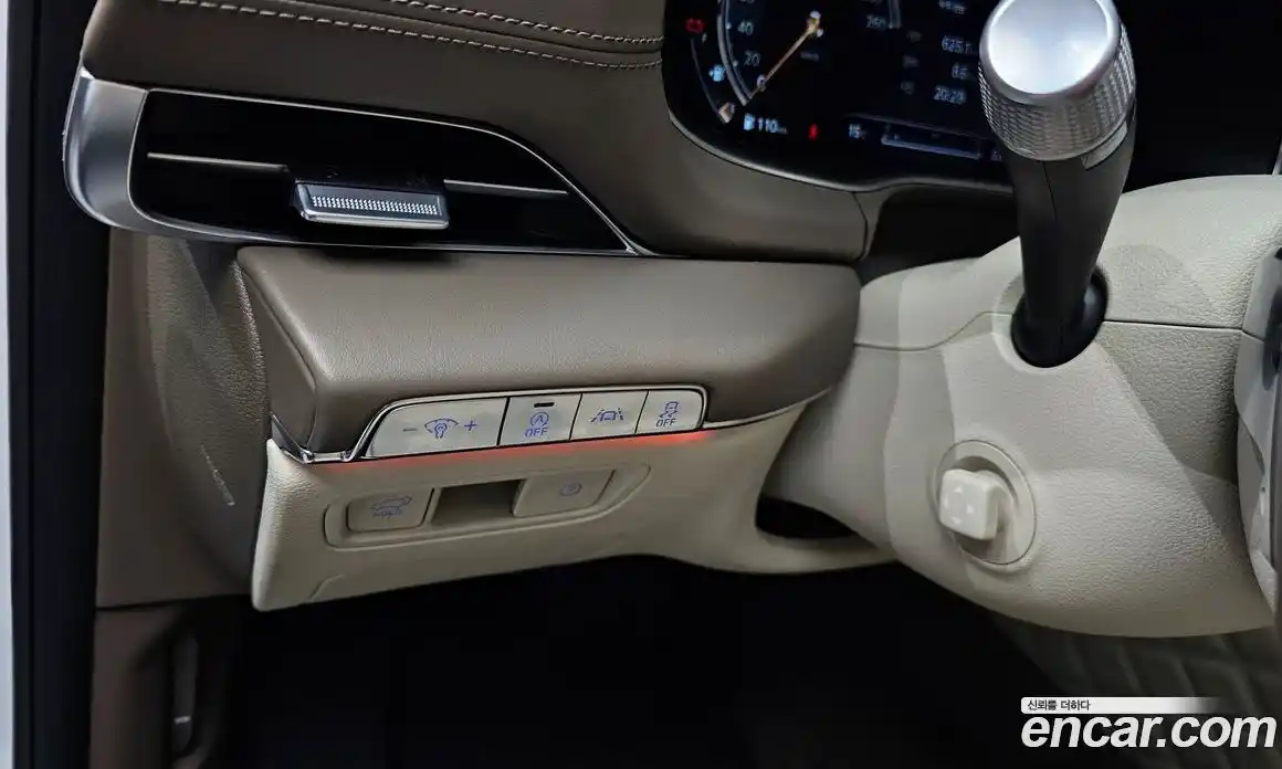 Genesis GV80 2020 3.0 Автомат в Москве № 365528, фото 17