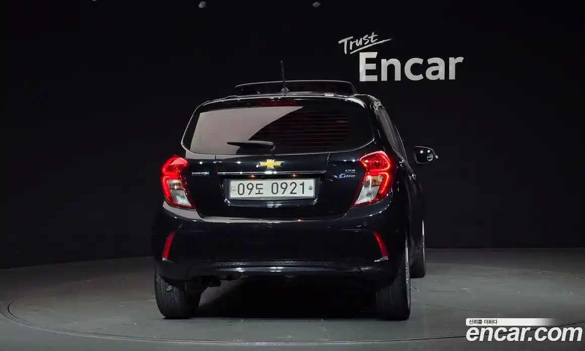 Chevrolet Spark 2016 1.0 Автомат в Москве № 36856, фото 14