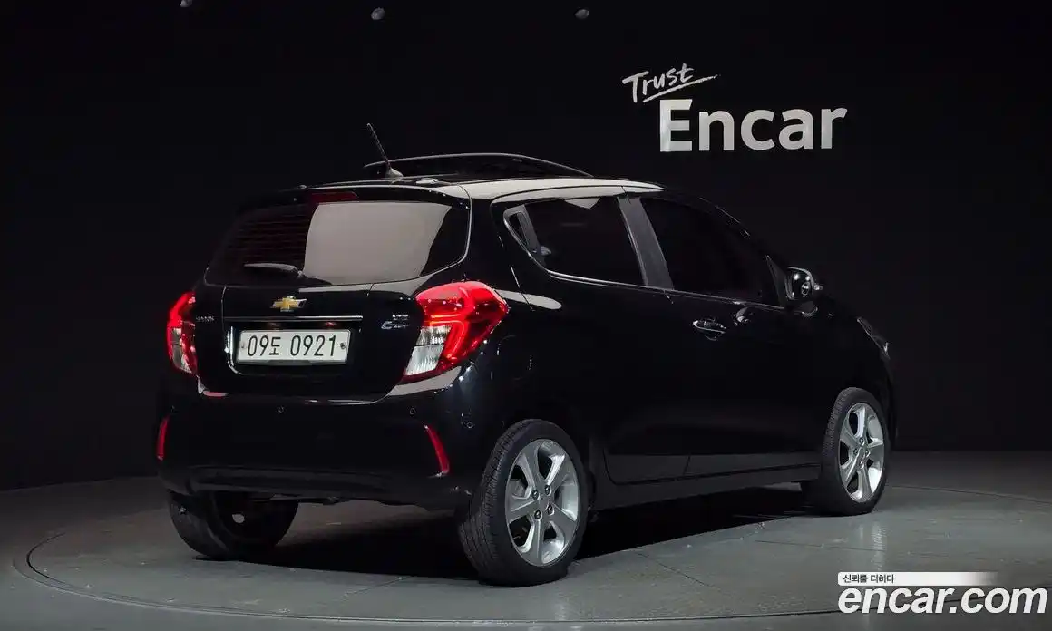 Chevrolet Spark 2016 1.0 Автомат в Москве № 36856, фото 17