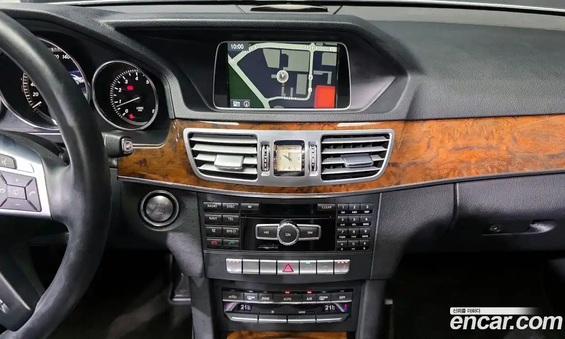 Mercedes-Benz E-Class 2014 3.5 Автомат в Москве № 372194, фото 17