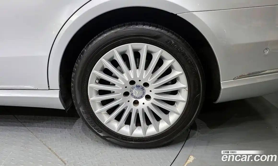 Mercedes-Benz E-Class 2014 3.5 Автомат в Москве № 372194, фото 5