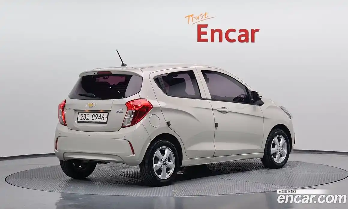 Chevrolet Spark 2016 1.0 Автомат в Москве № 37705, фото 14