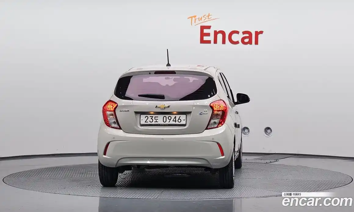 Chevrolet Spark 2016 1.0 Автомат в Москве № 37705, фото 5