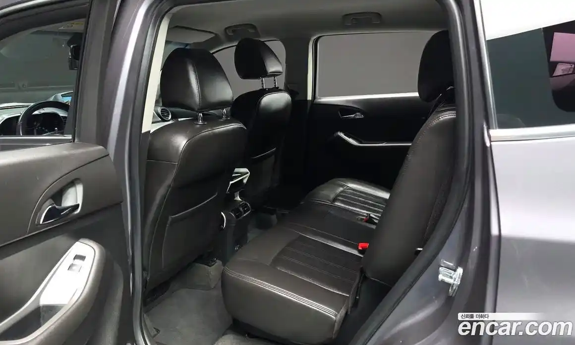 Chevrolet Orlando 2013 2.0 Автомат в Москве № 37974, фото 7