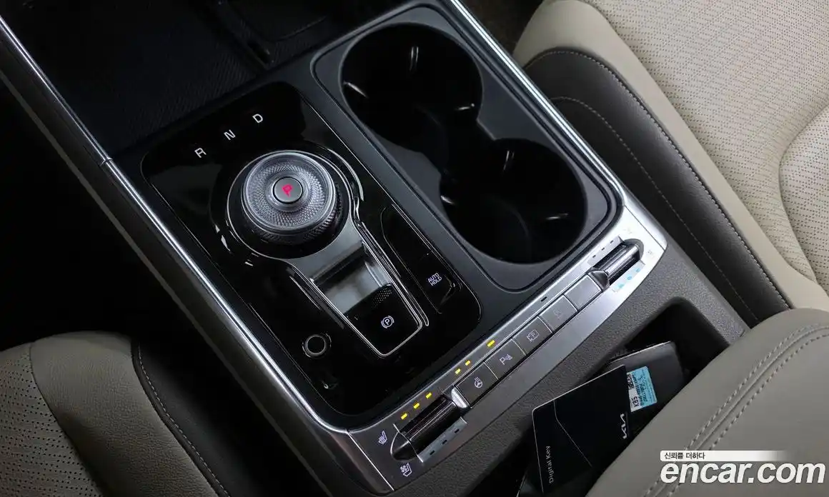 Kia Canival 2025 2.2 Автомат в Москве № 383642, фото 9