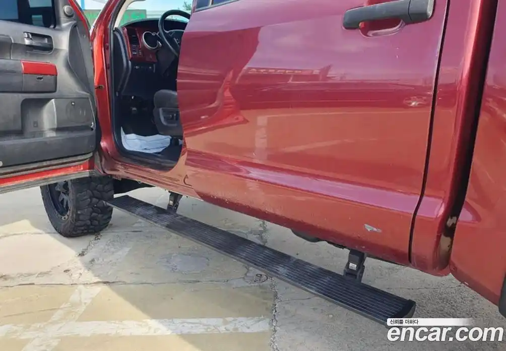 Toyota Tundra 2010 5.7 Автомат в Москве № 384238, фото 9