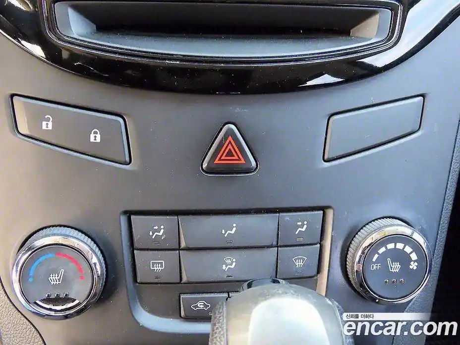 Chevrolet Orlando 2013 2.0 Автомат в Москве № 38693, фото 12