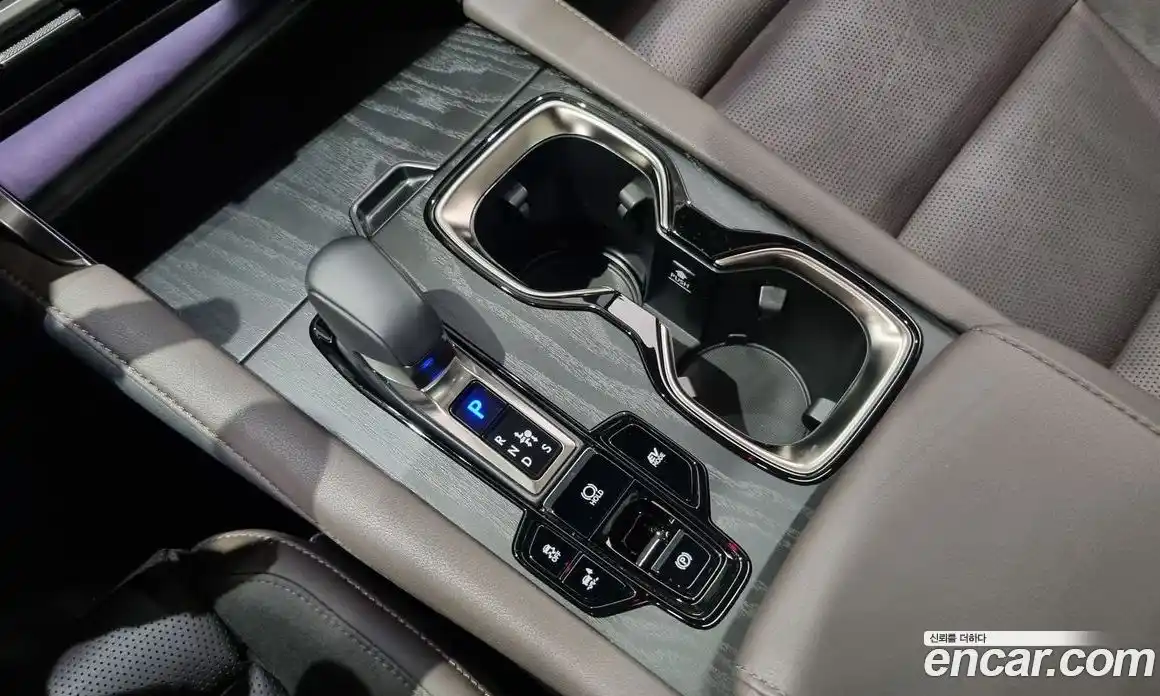 Lexus RX 2025 2.5 Вариатор в Москве № 398733, фото 9