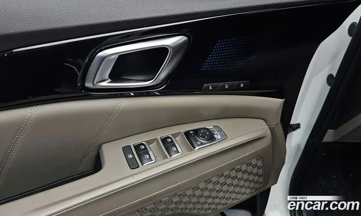 Kia Canival 2025 3.5 Автомат в Москве № 401197, фото 16