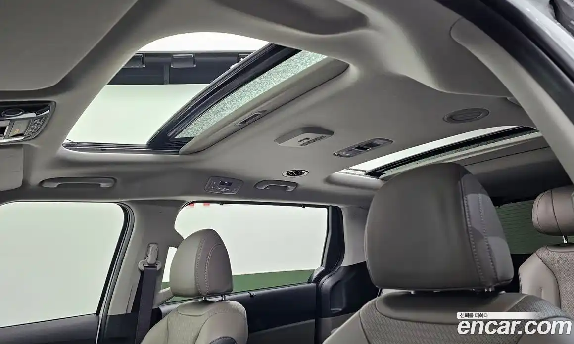 Kia Canival 2025 3.5 Автомат в Москве № 401197, фото 19