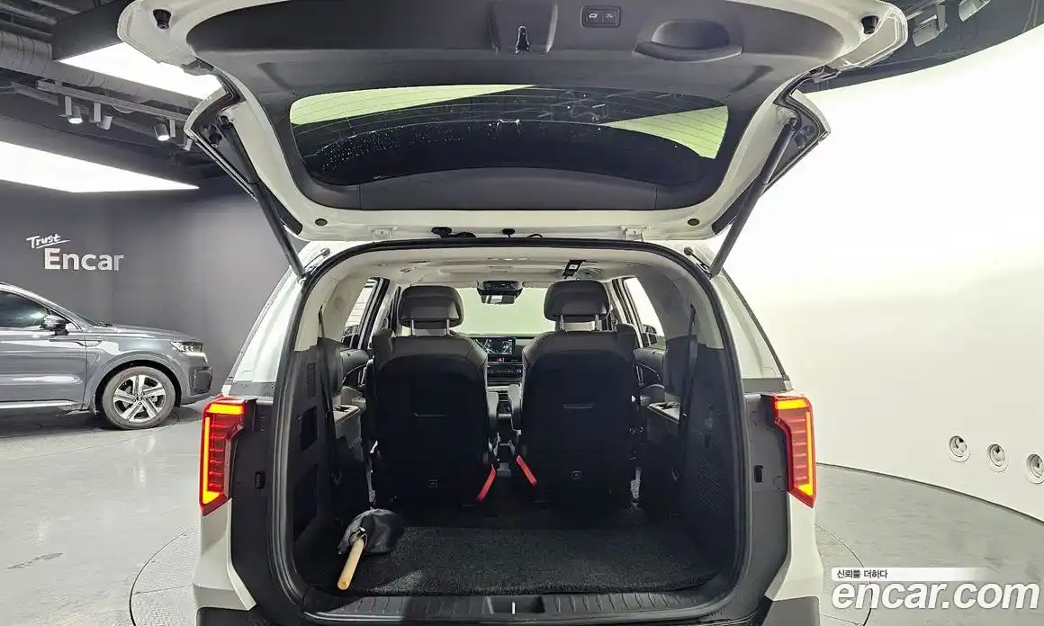 Kia Canival 2025 3.5 Автомат в Москве № 401197, фото 20