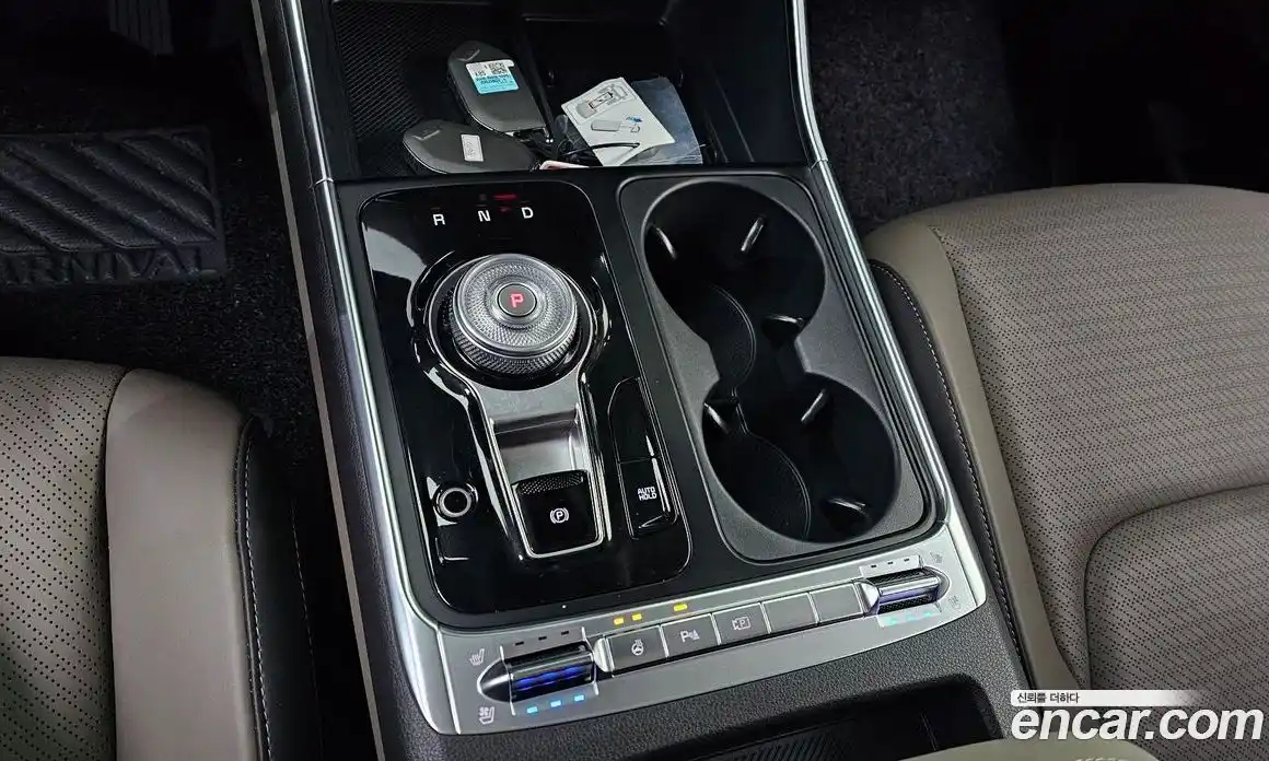 Kia Canival 2025 3.5 Автомат в Москве № 401197, фото 9