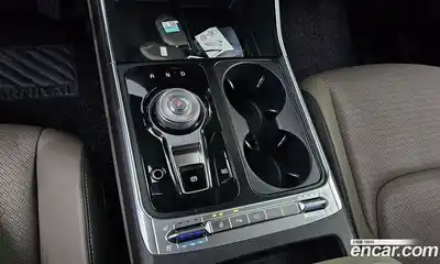 Kia Canival 2025 3.5 Автомат в Москве № 401197, миниатюра 9