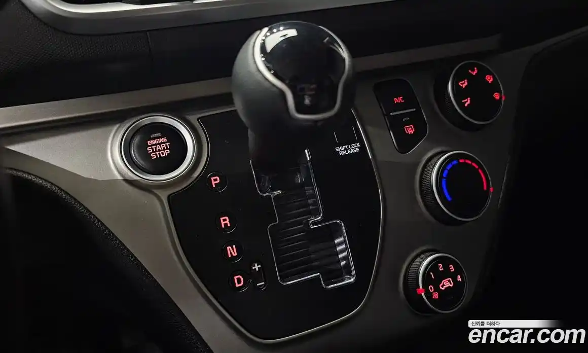 Kia Ray 2021 1.0 Автомат в Москве № 404267, фото 9