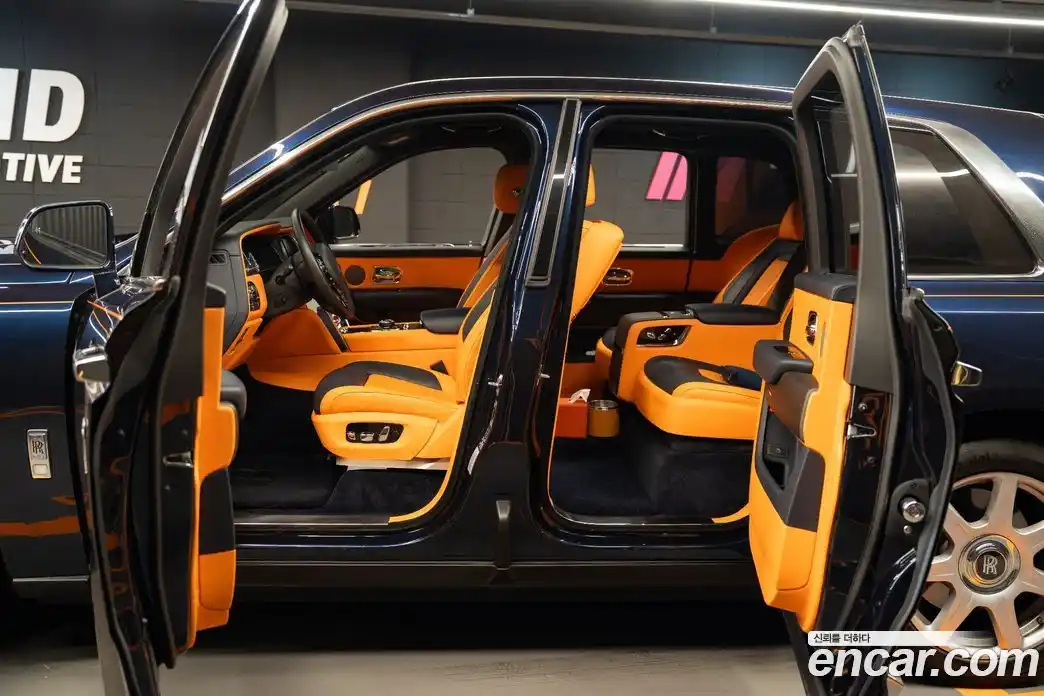 Rolls-Royce Cullinan 2023 6.7 Автомат в Москве № 407359, фото 8