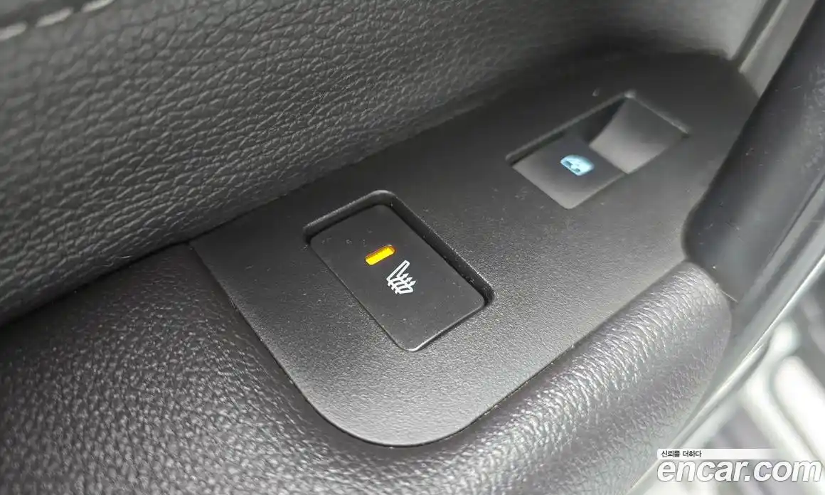 Chevrolet Captiva 2013 2.2 Автомат в Москве № 40753, фото 20