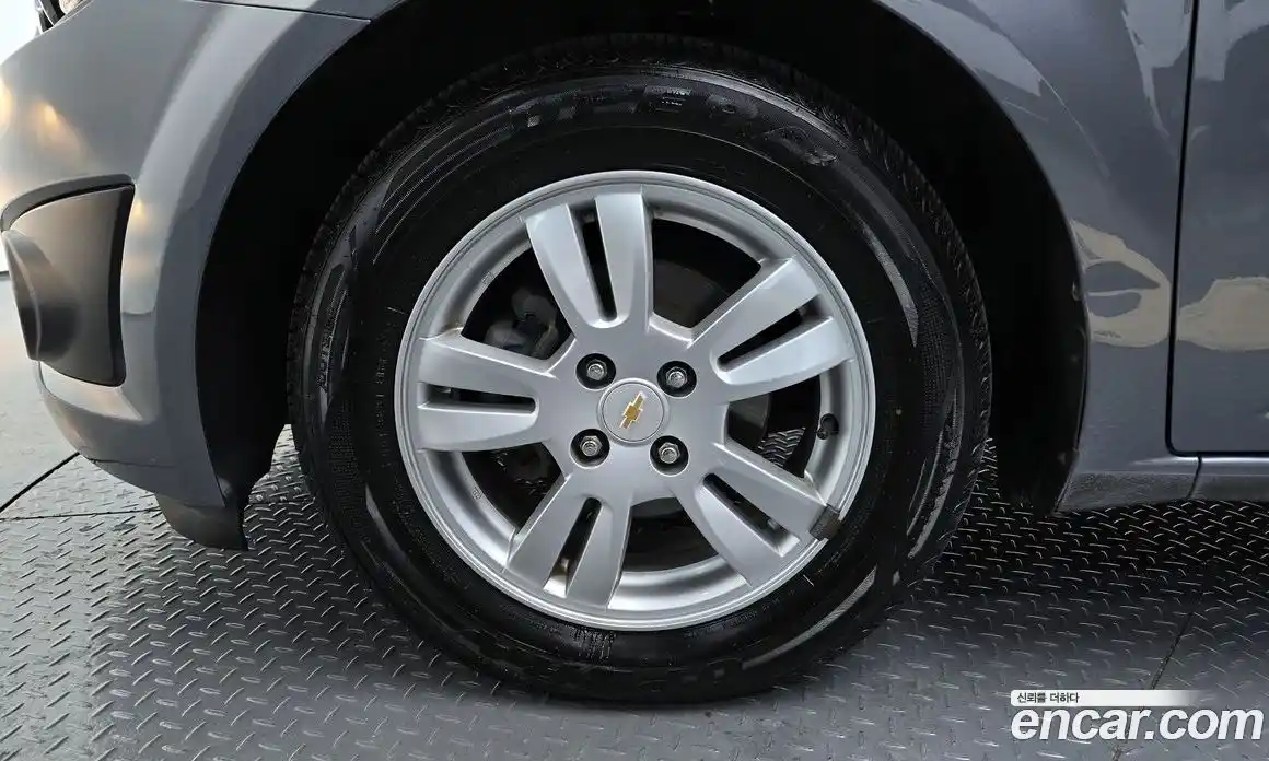 Chevrolet Aveo 2014 1.6 Автомат в Москве № 40785, фото 5